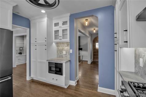 5 Mayfair Lane Buffalo NY 14201