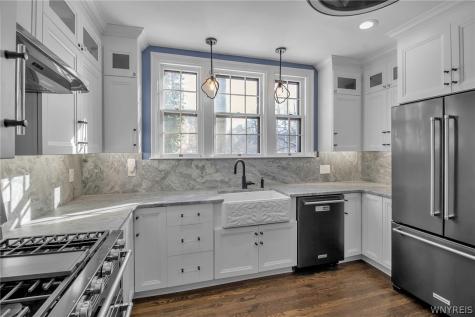 5 Mayfair Lane Buffalo NY 14201