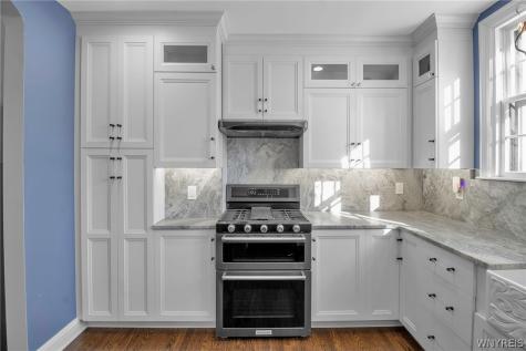 5 Mayfair Lane Buffalo NY 14201