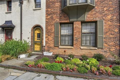 5 Mayfair Lane Buffalo NY 14201