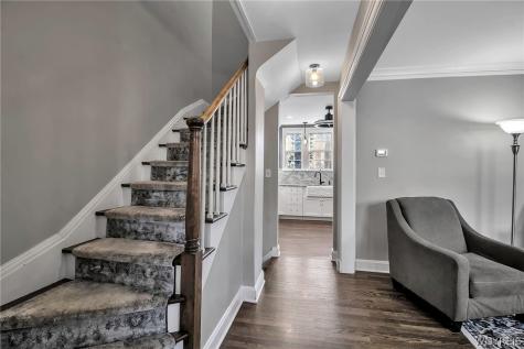 5 Mayfair Lane Buffalo NY 14201