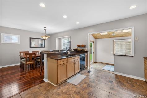785 Crescent Avenue Buffalo NY 14216