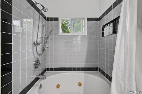 785 Crescent Avenue Buffalo NY 14216