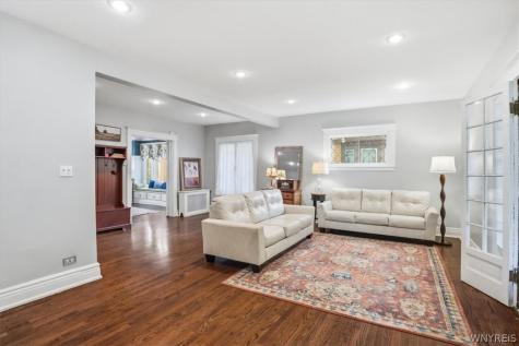 160 Dorchester Road Buffalo NY 14213