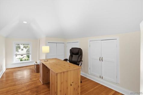 160 Dorchester Road Buffalo NY 14213