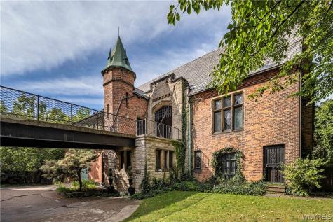 21 Mayfair Lane Buffalo NY 14201