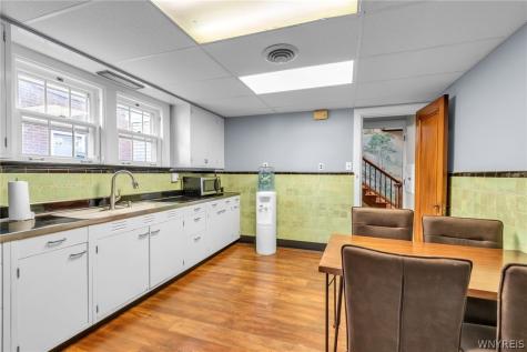 2740 Main Street Buffalo NY 14214