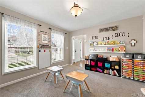 81 Rachel Vincent Way Buffalo NY 14216