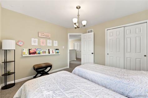 81 Rachel Vincent Way Buffalo NY 14216