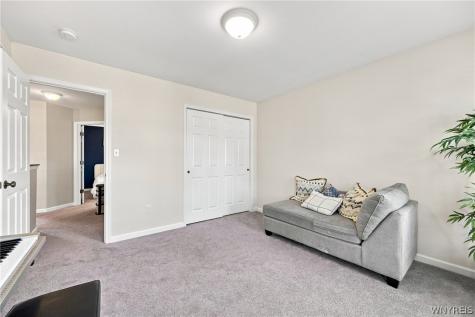 81 Rachel Vincent Way Buffalo NY 14216