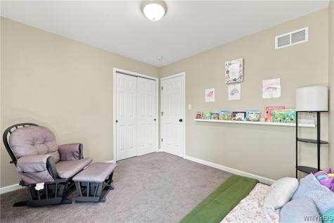 81 Rachel Vincent Way Buffalo NY 14216