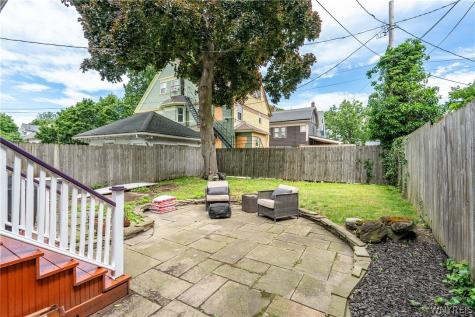 61 W Oakwood Place Buffalo NY 14214