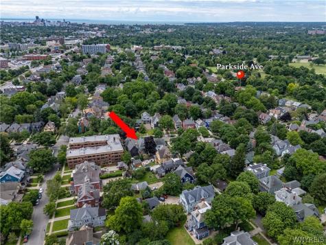 61 W Oakwood Place Buffalo NY 14214