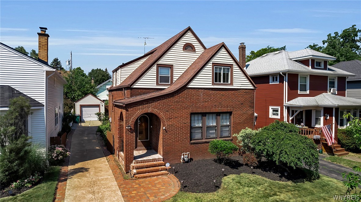 70 Radcliffe Road Buffalo NY 14214