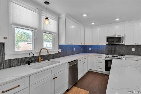 70 Radcliffe Road Buffalo NY 14214