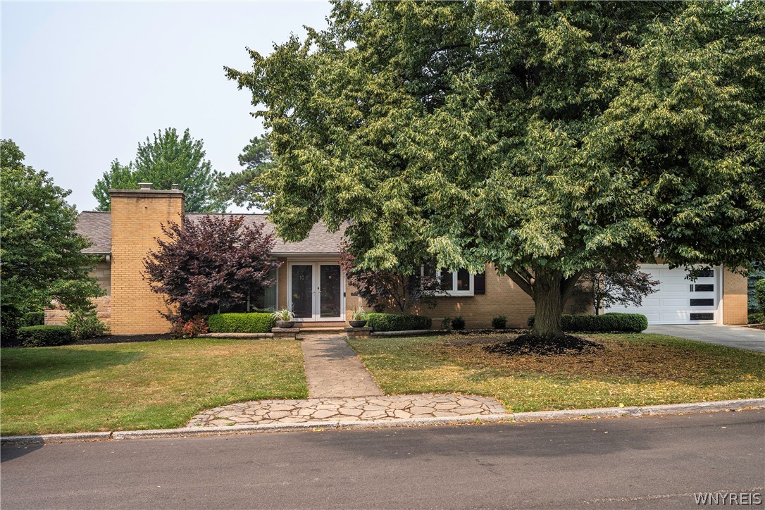 10 Randwood Lane Buffalo NY 14216