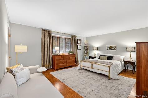10 Randwood Lane Buffalo NY 14216