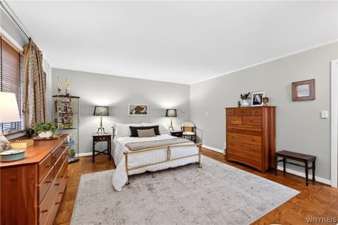 10 Randwood Lane Buffalo NY 14216