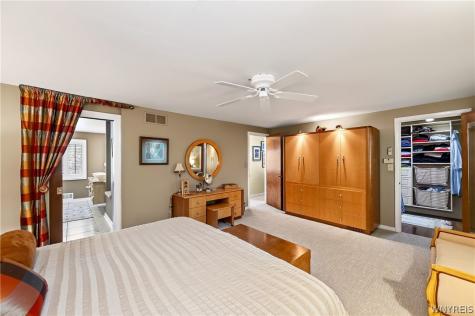 10 Randwood Lane Buffalo NY 14216