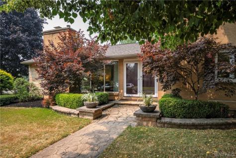 10 Randwood Lane Buffalo NY 14216