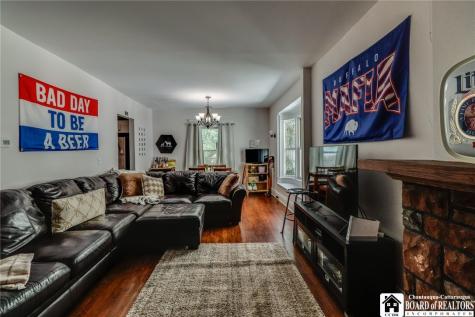 41 Hughes Avenue Buffalo NY 14208