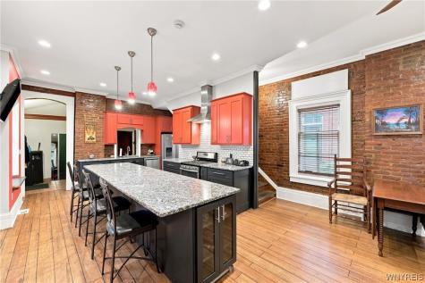 17 Saint Louis Place Buffalo NY 14202