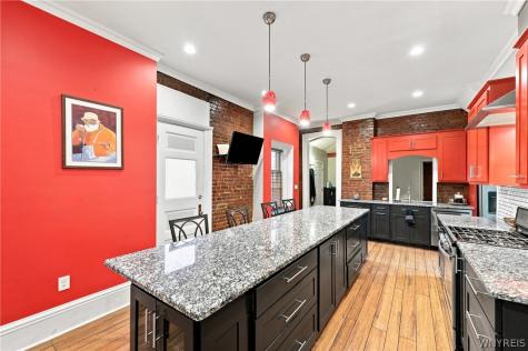 17 Saint Louis Place Buffalo NY 14202