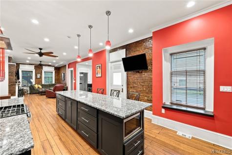 17 Saint Louis Place Buffalo NY 14202