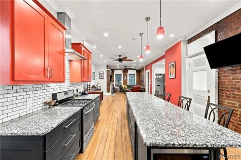17 Saint Louis Place Buffalo NY 14202