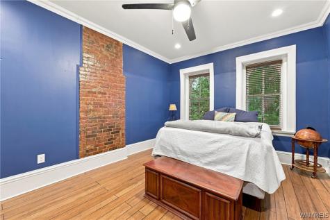 17 Saint Louis Place Buffalo NY 14202