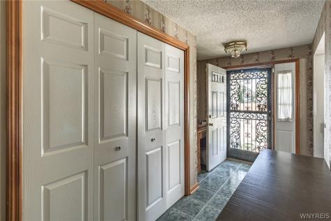 42 Peckham Street Buffalo NY 14206
