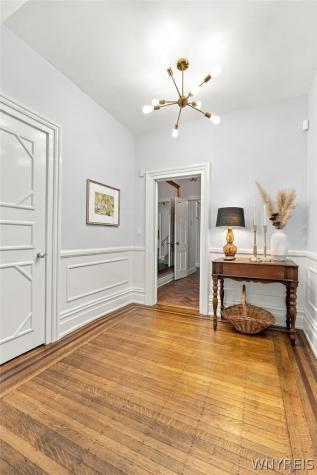 22 Oakland Place Buffalo NY 14222