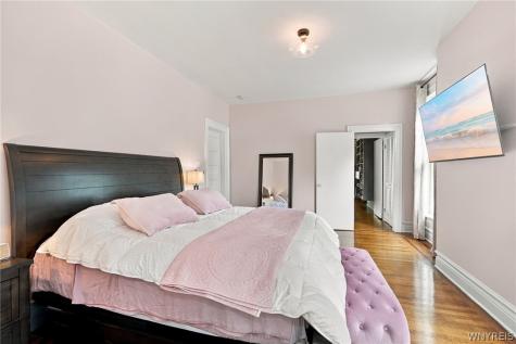 22 Oakland Place Buffalo NY 14222