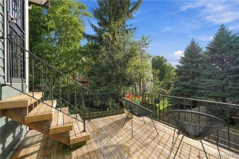 22 Oakland Place Buffalo NY 14222