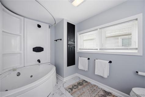216 Sanders Road Buffalo NY 14216