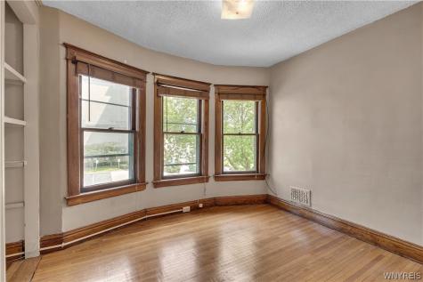 31 Hughes Avenue Buffalo NY 14208