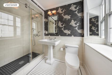 1 E End Avenue New York City NY 10075