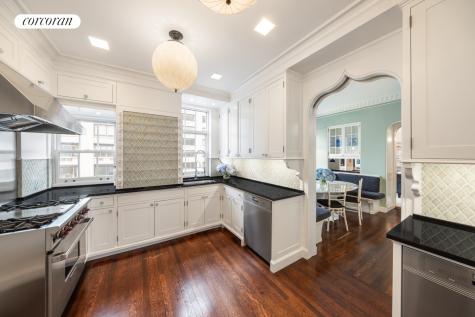 1 E End Avenue New York City NY 10075