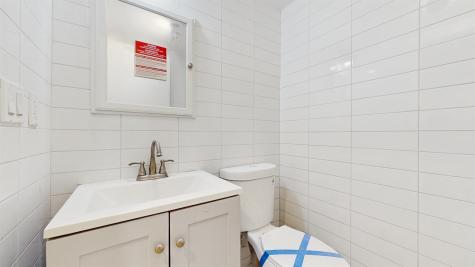 800 5th Avenue New York City NY 11232