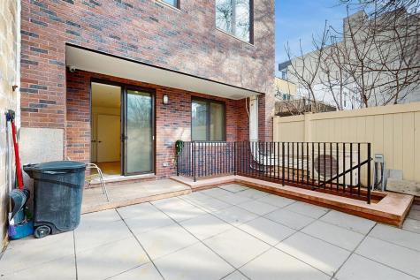 800 5th Avenue New York City NY 11232