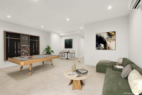 800 5th Avenue New York City NY 11232