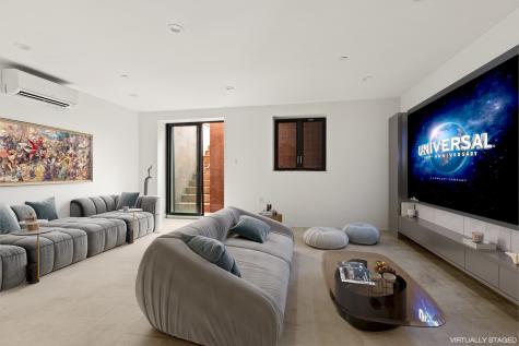 800 5th Avenue New York City NY 11232