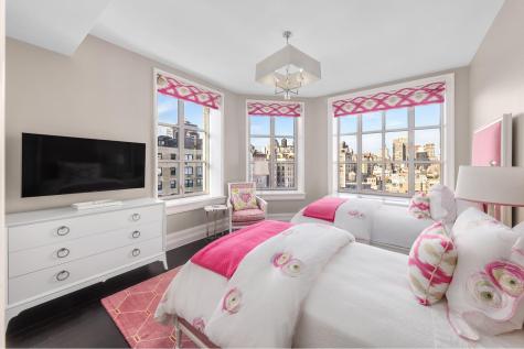 135 E 79th Street New York City NY 10075