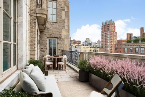 135 E 79th Street New York City NY 10075