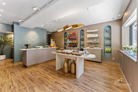 197 E 76th Street New York City NY 10021