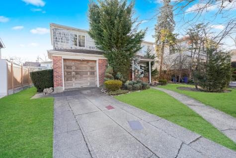 333 Mayfair Drive N New York City NY 11234