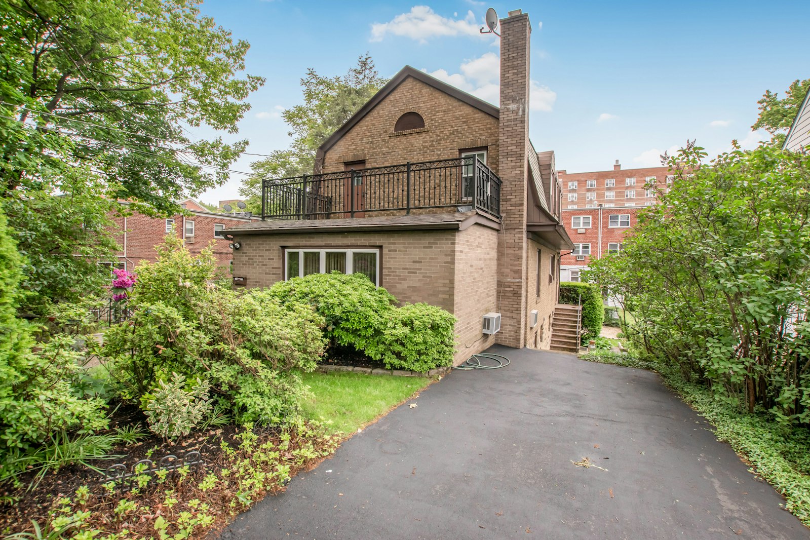 5611 Delafield Avenue New York City NY 10471