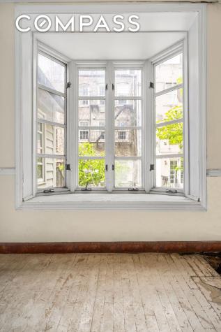 10 Bedford Street New York City NY 10014