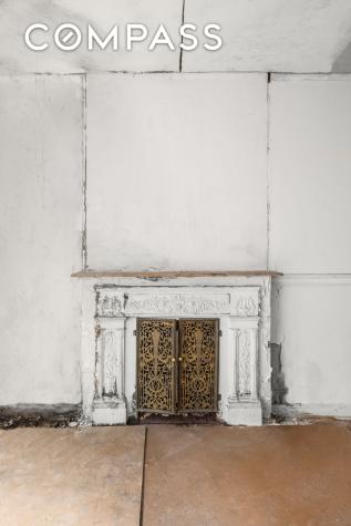 10 Bedford Street New York City NY 10014