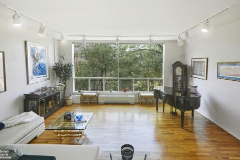 4425 Douglas Avenue New York City NY 10471